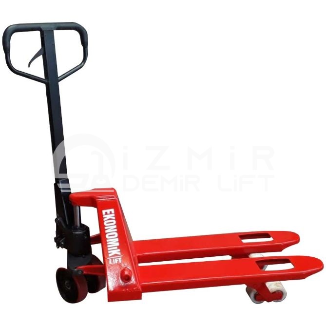 The 6 Benefits of Using a Pallet Jack
